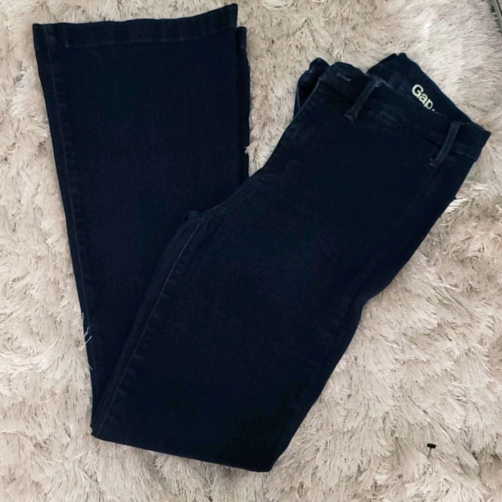 Gap dark blue jean